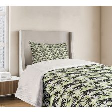 Eastern Bamboo Leaf Pattern Bedspread Set