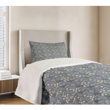 Greyscale Simplistic Flowers Bedspread Set