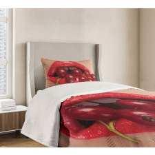 Red Current Berry Branch Image Bedspread Set