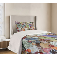 Closeup Colorful Big Little Bedspread Set