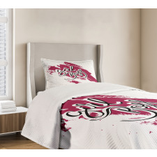 Wording on Paint Stroke Bedspread Set