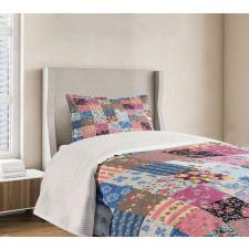 Checkered Squares Bedspread Set