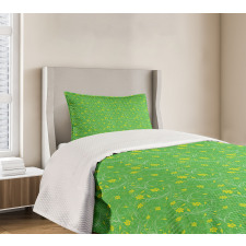 Swirled Lines with Blossom Bedspread Set