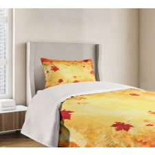 Abstract Grunge Maple Leaves Bedspread Set