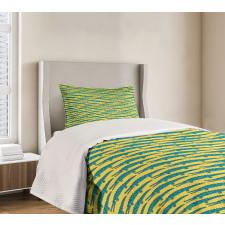 Repetitive Crocodile Pattern Bedspread Set