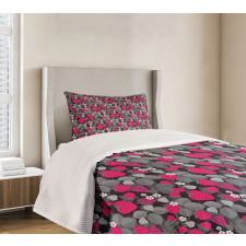 Strawberries Flowers Bedspread Set