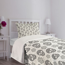 Abstract Skulls Bedspread Set