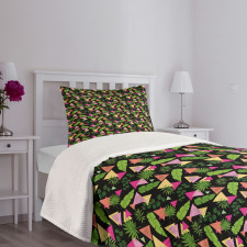 Exotic Leaves Triangles Bedspread Set