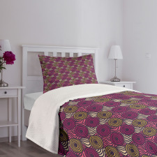 Doodle Circles and Waves Bedspread Set