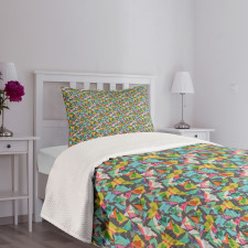 Complex Vivid Triangles Bedspread Set