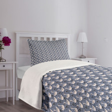 Delicate Lake Animal Lotus Bedspread Set