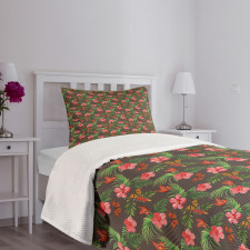 Exotic Flourishes Flies Bedspread Set