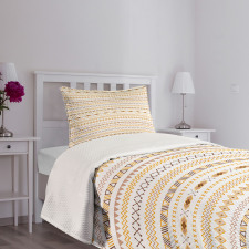 Geometrical Continuous Art Bedspread Set