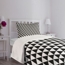 Grunge Triangular Arr Bedspread Set