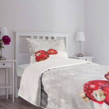 Baubles on Snowflake Bedspread Set