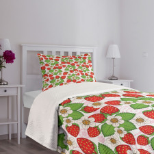 Floral Strawberry Scene Bedspread Set