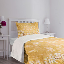 Trees Blossom in Spring Bedspread Set