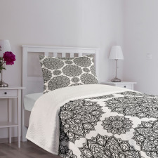 Oriental Mandala Design Bedspread Set