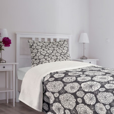 Sketchy Floral Dandelion Bedspread Set