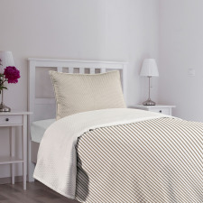 Narrow Stripes Geometric Bedspread Set