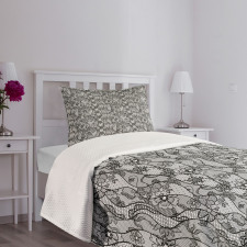 Lace Gothic Pattern Bedspread Set