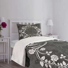 Royal Flora Crown Bedspread Set