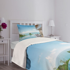 Minimalist Beach House Bedspread Set