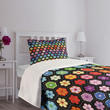 Colorful Daisy Blooms Bedspread Set