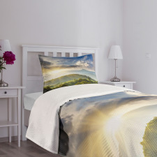 Sunrise Woodland Bedspread Set