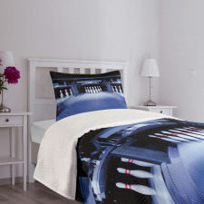 Symmetrical Pins Bedspread Set