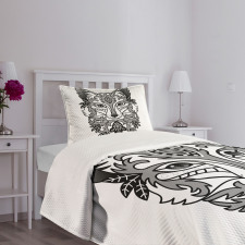 Ornamental Fox Face Curves Bedspread Set