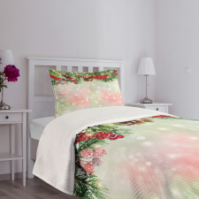 Green Branches Holly Bedspread Set