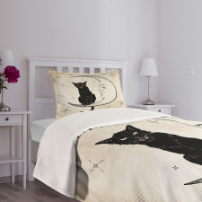 Black Cat Siting on Moon Bedspread Set
