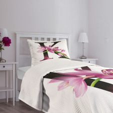 Blooming Kaffir Lily K Bedspread Set