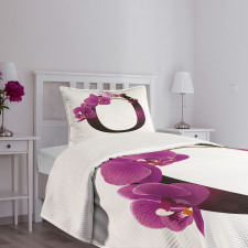 O Alphabet and Orchid Bedspread Set