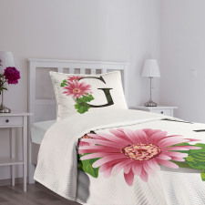 Gerbera Blossom G Font Bedspread Set