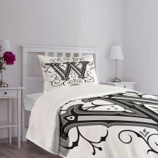 Abstract Ornamental W Bedspread Set