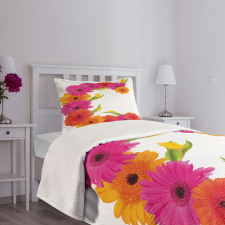 Vivid Floral Bouquet Bedspread Set