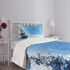 Frozen Pine Snowflakes Bedspread Set