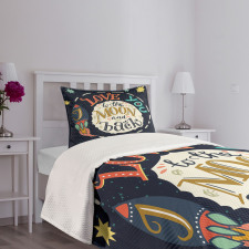 Pastel Toned Modern Bedspread Set