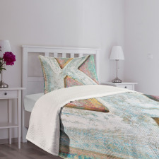 Scratched Looking K Bedspread Set