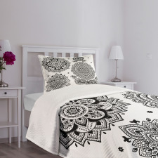 South Ornate Design Bedspread Set