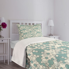 Pale Toned Lattice Bedspread Set