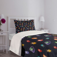 Aliens in Love Happy Bedspread Set