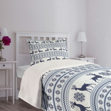 Pixel Art Style Reindeer Bedspread Set