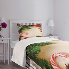 Cinnamon Candy Cane Bedspread Set