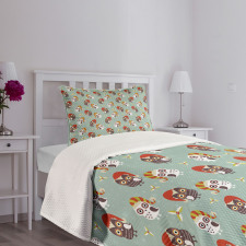 Owls in Hats Yuletide Bedspread Set