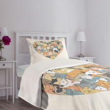 Heart Shaped Frame Bedspread Set