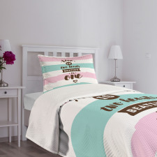 Retro Style Pastel Bedspread Set