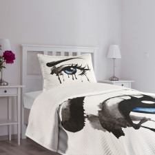 Dramatic Look of a Woman Bedspread Set